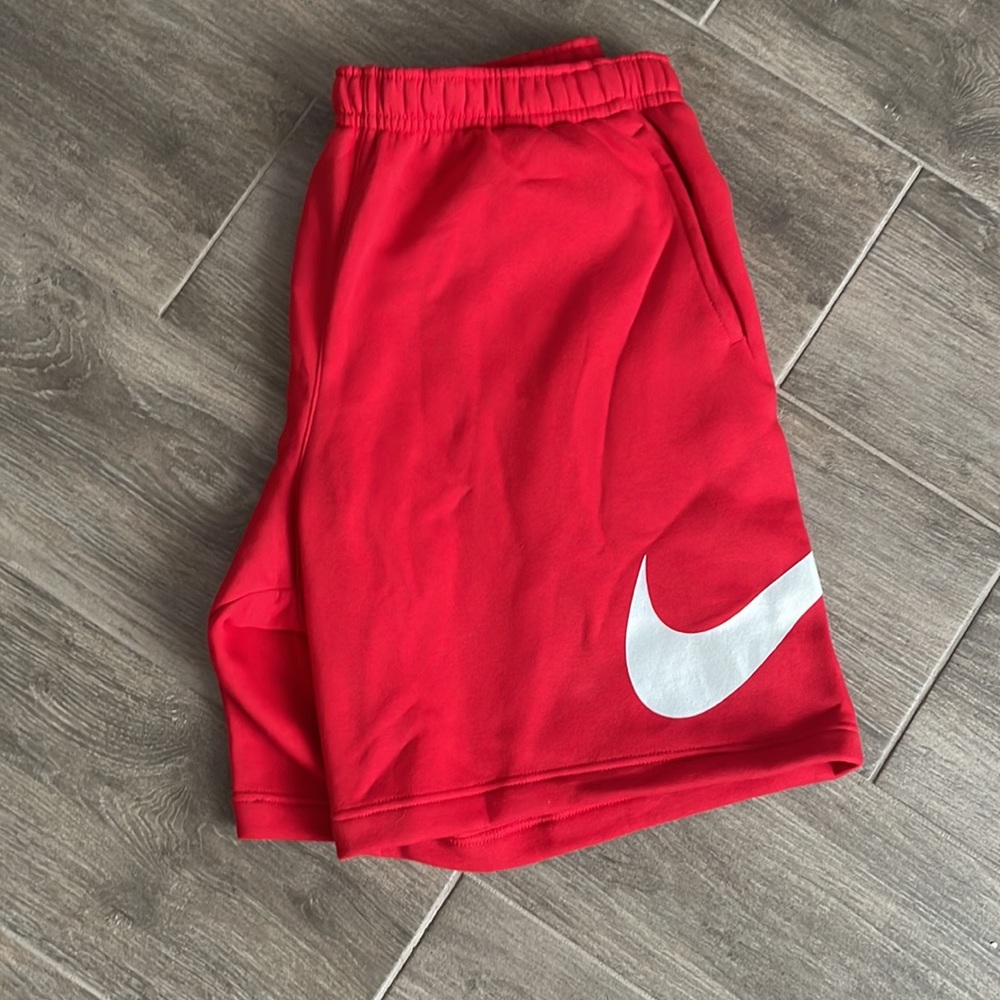 NWT Nike Men’s Red Standard Fit Sweat Shorts sz XXL - Picture 6 of 12